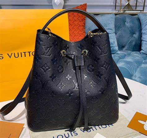 louis vuitton neonoe monogram black|louis vuitton neonoe inside.